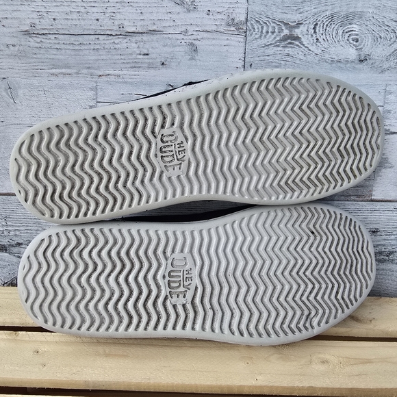 Hey Dude Conway Sport Mesh Slip On Sneakers White Black Speckles Mens Size 11 - Picture 8 of 11